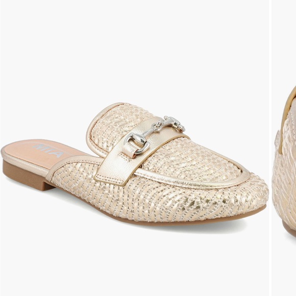 MIA Shoes - Elegant Gold Woven Mules NWT